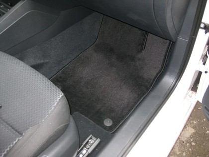 Ворсовые коврики на Volkswagen Jetta VI 2010 - 2019 в Чебоксарах Ворсовые коврики на Volkswagen Jetta VI 2010 - 2019 в Чебоксарах