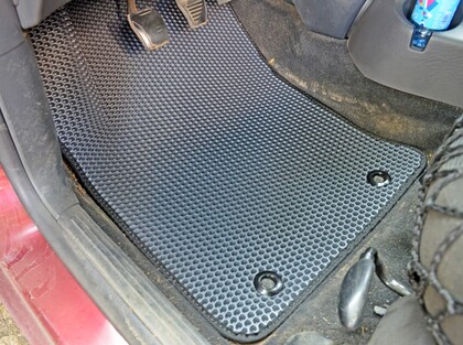 Ворсовые коврики на Ford Focus I 1998 - 2005 в Чебоксарах Ворсовые коврики на Ford Focus I 1998 - 2005 в Чебоксарах