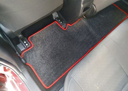 Ворсовые коврики на Toyota Corolla (E18) 2012 - 2019 в Чебоксарах Ворсовые коврики на Toyota Corolla (E18) 2012 - 2019 в Чебоксарах