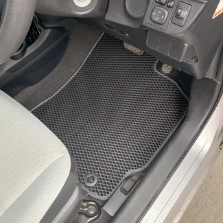 Коврики на Toyota Aqua (P10) 2011&nbsp;-&nbsp;2021 в Чебоксарах