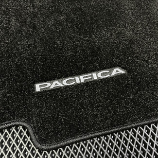 Ворсовые коврики на Chrysler Pacifica II 2016&nbsp;-&nbsp;2026 в Чебоксарах