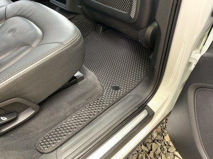 Ворсовые коврики на Audi Q7 I 2005 - 2015 в Чебоксарах Ворсовые коврики на Audi Q7 I 2005 - 2015 в Чебоксарах