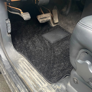 Ворсовые коврики на Chevrolet Avalanche I 2001 - 2006 в Чебоксарах Ворсовые коврики на Chevrolet Avalanche I 2001 - 2006 в Чебоксарах