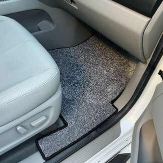 Ворсовые коврики на KIA Carnival III 7 мест 2014 - 2021 в Чебоксарах Ворсовые коврики на KIA Carnival III 7 мест 2014 - 2021 в Чебоксарах