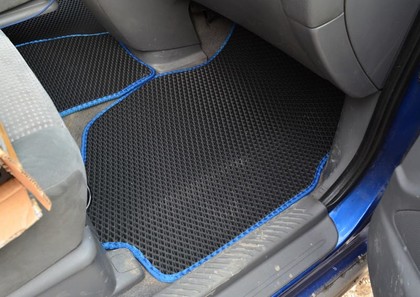 Коврики на Mazda MPV II 1999 - 2006 в Чебоксарах Коврики на Mazda MPV II 1999 - 2006 в Чебоксарах