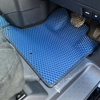 Ворсовые коврики на Nissan Serena (C27) E-Power 2016 - 2022 в Чебоксарах Ворсовые коврики на Nissan Serena (C27) E-Power 2016 - 2022 в Чебоксарах