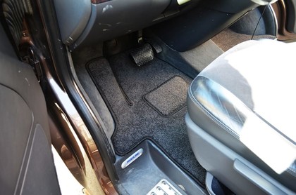 Ворсовые коврики на Volkswagen Caravelle (T5) 2003 - 2015 в Чебоксарах Ворсовые коврики на Volkswagen Caravelle (T5) 2003 - 2015 в Чебоксарах