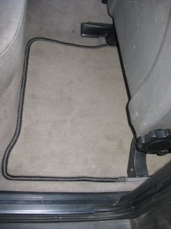 Ворсовые коврики на Audi 100 (C3) 1982 - 1991 в Чебоксарах Ворсовые коврики на Audi 100 (C3) 1982 - 1991 в Чебоксарах