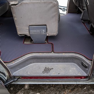 Ворсовые коврики на Mitsubishi Space Gear 1994&nbsp;-&nbsp;2007 в Чебоксарах