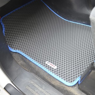 Ворсовые коврики на Nissan NV200 2009 - 2026 в Чебоксарах Ворсовые коврики на Nissan NV200 2009 - 2026 в Чебоксарах