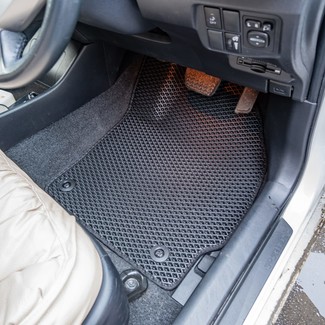 Ворсовые коврики на Toyota Prius (30) 2009 - 2016 в Чебоксарах Ворсовые коврики на Toyota Prius (30) 2009 - 2016 в Чебоксарах