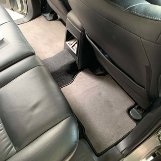 Ворсовые коврики на Mitsubishi Pajero Sport III 2015 - 2026 в Чебоксарах Ворсовые коврики на Mitsubishi Pajero Sport III 2015 - 2026 в Чебоксарах