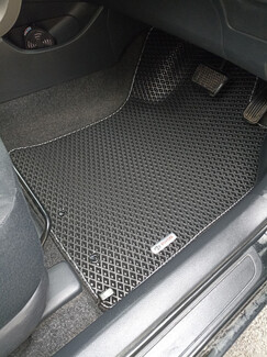 Ворсовые коврики на Toyota Corolla Axio (E14) 2006&nbsp;-&nbsp;2012 в Чебоксарах