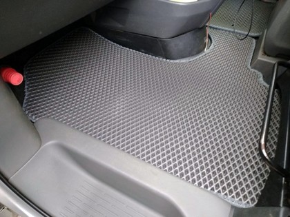 Ворсовые коврики на Toyota Noah (R70) 2007 - 2013 в Чебоксарах Ворсовые коврики на Toyota Noah (R70) 2007 - 2013 в Чебоксарах