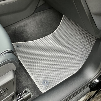 Ворсовые коврики на Audi Q5 III 2024 - 2026 в Чебоксарах Ворсовые коврики на Audi Q5 III 2024 - 2026 в Чебоксарах