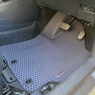 Ворсовые коврики на Toyota Corolla Axio (E16) 2012&nbsp;-&nbsp;2026 в Чебоксарах