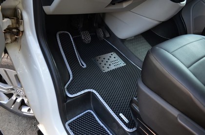 Ворсовые коврики на Volkswagen Caravelle (T5) 2003 - 2015 в Чебоксарах Ворсовые коврики на Volkswagen Caravelle (T5) 2003 - 2015 в Чебоксарах