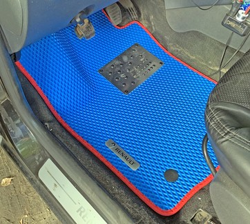 Ворсовые коврики на Renault Logan II 2012 - 2022 в Чебоксарах Ворсовые коврики на Renault Logan II 2012 - 2022 в Чебоксарах