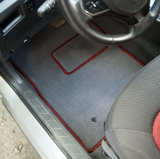 Ворсовые коврики на Dongfeng H30 Cross 2011 - 2018 в Чебоксарах Ворсовые коврики на Dongfeng H30 Cross 2011 - 2018 в Чебоксарах