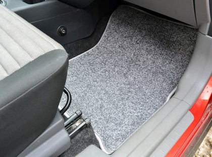 Ворсовые коврики на Suzuki SX4 I 2006 - 2014 в Чебоксарах Ворсовые коврики на Suzuki SX4 I 2006 - 2014 в Чебоксарах