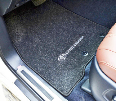 Ворсовые коврики на Toyota Land Cruiser 200 2007 - 2021 в Чебоксарах Ворсовые коврики на Toyota Land Cruiser 200 2007 - 2021 в Чебоксарах