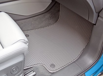 Ворсовые коврики на Audi Q8 e-tron 2022 - 2026 в Чебоксарах Ворсовые коврики на Audi Q8 e-tron 2022 - 2026 в Чебоксарах