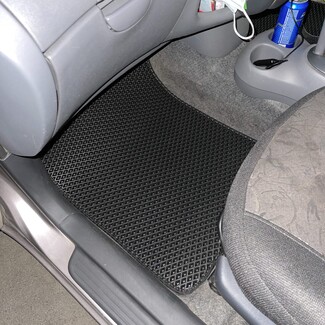 Ворсовые коврики на Toyota Vitz I 1998 - 2005 в Чебоксарах Ворсовые коврики на Toyota Vitz I 1998 - 2005 в Чебоксарах