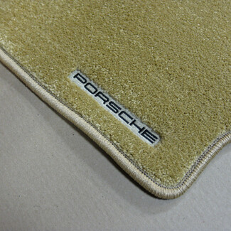 Коврики на Porsche 944 1981 - 1991 в Чебоксарах Коврики на Porsche 944 1981 - 1991 в Чебоксарах