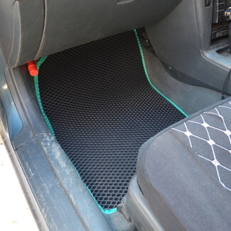 Коврики на Toyota Cynos (L50) 1995&nbsp;-&nbsp;1999 в Чебоксарах