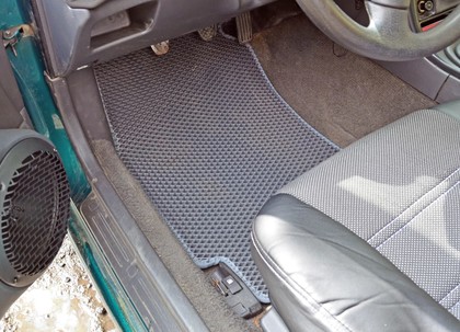 Ворсовые коврики на Subaru Impreza I 1992 - 2000 в Чебоксарах Ворсовые коврики на Subaru Impreza I 1992 - 2000 в Чебоксарах