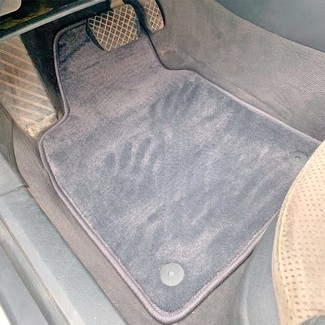 Ворсовые коврики на Audi A6 (C5) 1997 - 2004 в Чебоксарах Ворсовые коврики на Audi A6 (C5) 1997 - 2004 в Чебоксарах