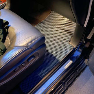 Ворсовые коврики на Infiniti QX56 II 2010&nbsp;-&nbsp;2014 в Чебоксарах