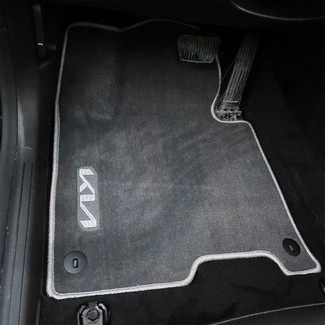 Ворсовые коврики на KIA Sportage V 2021 - 2026 в Чебоксарах Ворсовые коврики на KIA Sportage V 2021 - 2026 в Чебоксарах