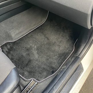 Ворсовые коврики на BMW 3 (F30/F31) 2012 - 2019 в Чебоксарах Ворсовые коврики на BMW 3 (F30/F31) 2012 - 2019 в Чебоксарах