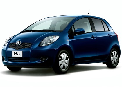 Коврики на Toyota Vitz II 2005 - 2010 в Чебоксарах Коврики на Toyota Vitz II 2005 - 2010 в Чебоксарах