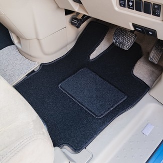 Ворсовые коврики на Nissan Serena (C25) 2005&nbsp;-&nbsp;2010 в Чебоксарах