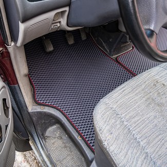 Ворсовые коврики на Mitsubishi Space Gear 1994&nbsp;-&nbsp;2007 в Чебоксарах