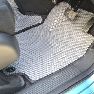 Ворсовые коврики на Honda Freed Spike 2010 - 2016 в Чебоксарах Ворсовые коврики на Honda Freed Spike 2010 - 2016 в Чебоксарах