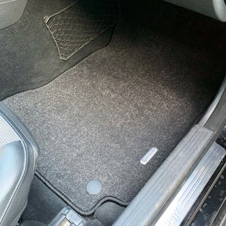 Ворсовые коврики на Mercedes C (W204) 2007 - 2015 в Чебоксарах Ворсовые коврики на Mercedes C (W204) 2007 - 2015 в Чебоксарах