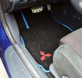 Ворсовые коврики на Mitsubishi Eclipse IV 2005&nbsp;-&nbsp;2011 в Чебоксарах