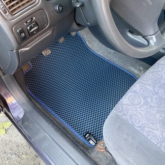 Ворсовые коврики на Toyota Corolla (E11) 1997 - 2001 в Чебоксарах Ворсовые коврики на Toyota Corolla (E11) 1997 - 2001 в Чебоксарах