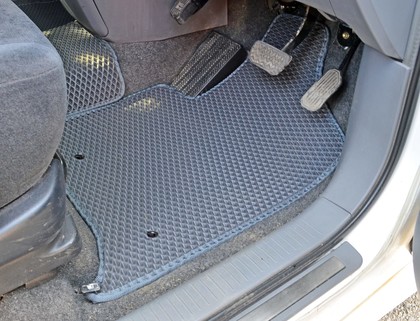 Ворсовые коврики на Toyota Ipsum II 2001 - 2009 в Чебоксарах Ворсовые коврики на Toyota Ipsum II 2001 - 2009 в Чебоксарах