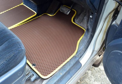 Ворсовые коврики на Honda StepWGN I 1996&nbsp;-&nbsp;2001 в Чебоксарах