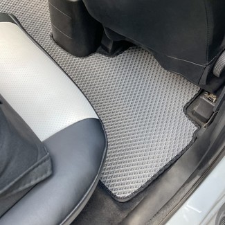 Ворсовые коврики на KIA Venga 2010 - 2017 в Чебоксарах Ворсовые коврики на KIA Venga 2010 - 2017 в Чебоксарах