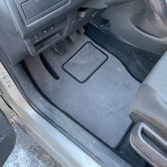 Ворсовые коврики на Citroen C4 I 2004 - 2011 в Чебоксарах Ворсовые коврики на Citroen C4 I 2004 - 2011 в Чебоксарах