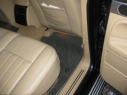 Ворсовые коврики на Volkswagen Touareg I 2002 - 2010 в Чебоксарах Ворсовые коврики на Volkswagen Touareg I 2002 - 2010 в Чебоксарах