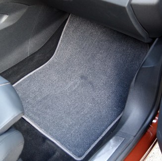 Коврики на Peugeot 3008 II 2016&nbsp;-&nbsp;2026 в Чебоксарах