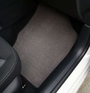 Ворсовые коврики на Citroen C4 II 2010 - 2022 в Чебоксарах Ворсовые коврики на Citroen C4 II 2010 - 2022 в Чебоксарах