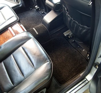 Ворсовые коврики на Mercedes E (W124) 1986&nbsp;-&nbsp;1996 в Чебоксарах