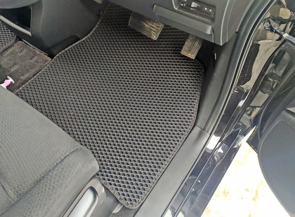 Ворсовые коврики на Honda StepWGN IV 2009 - 2015 в Чебоксарах Ворсовые коврики на Honda StepWGN IV 2009 - 2015 в Чебоксарах